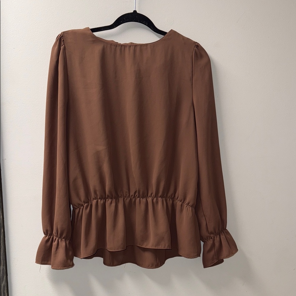 Zenana Outfitters Brown Peplum Blouse